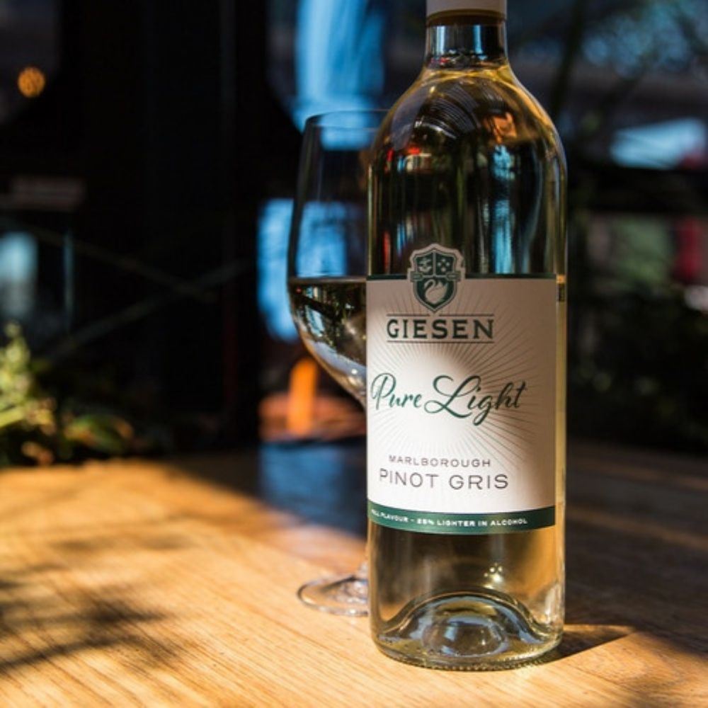 Giesen Pure Light Pinot Gris - 6.0% ABV
