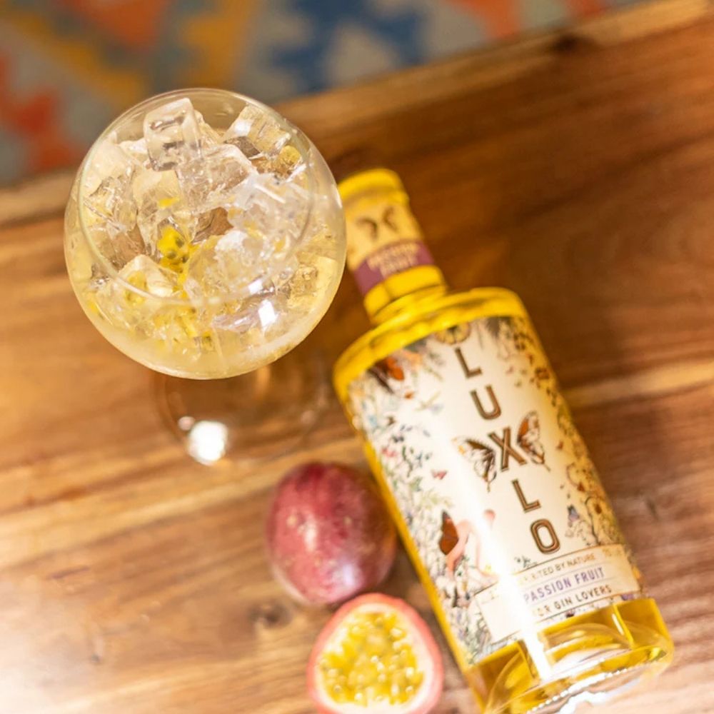 Luxlo Passion Fruit - Mid Strength Gin Alternative (20% ABV)